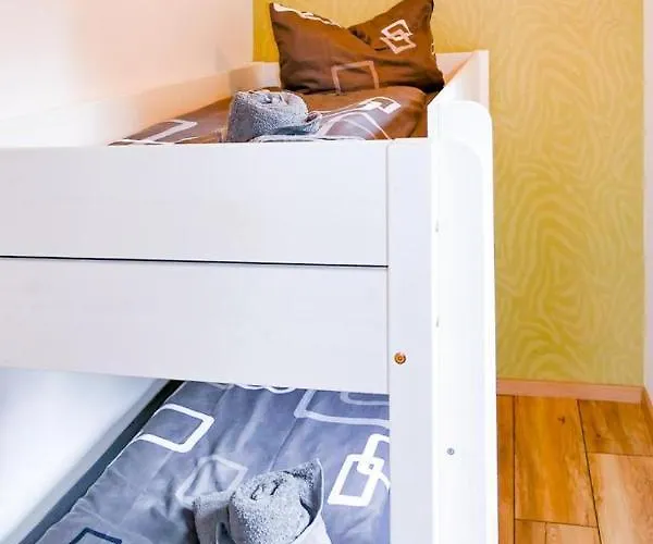 Ferienhaeuser Kiebitzsee بيت للعطل Falkenburg