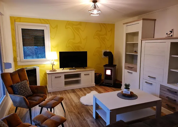 Ferienhaeuser Kiebitzsee * Falkenburg