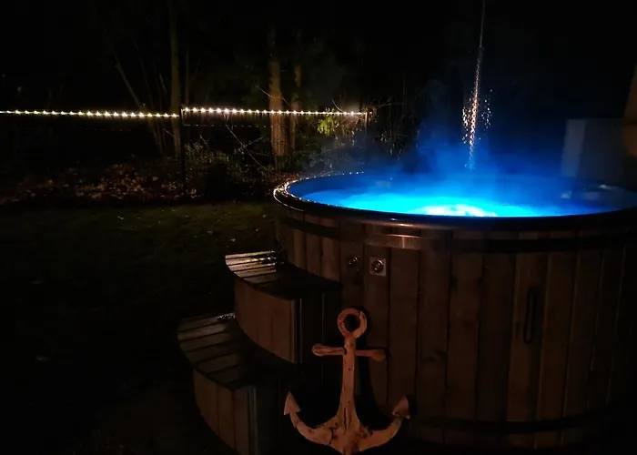 Ferienhaeuser Kiebitzsee * Falkenburg