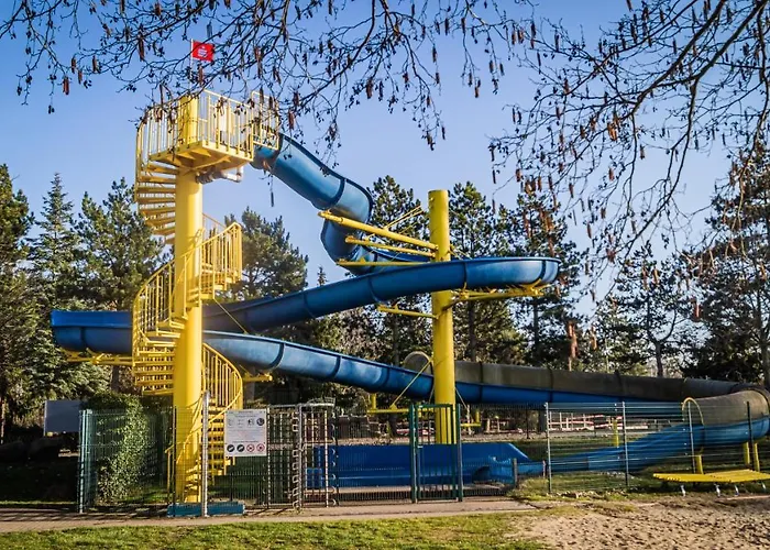 Ferienhaeuser Kiebitzsee * Falkenburg